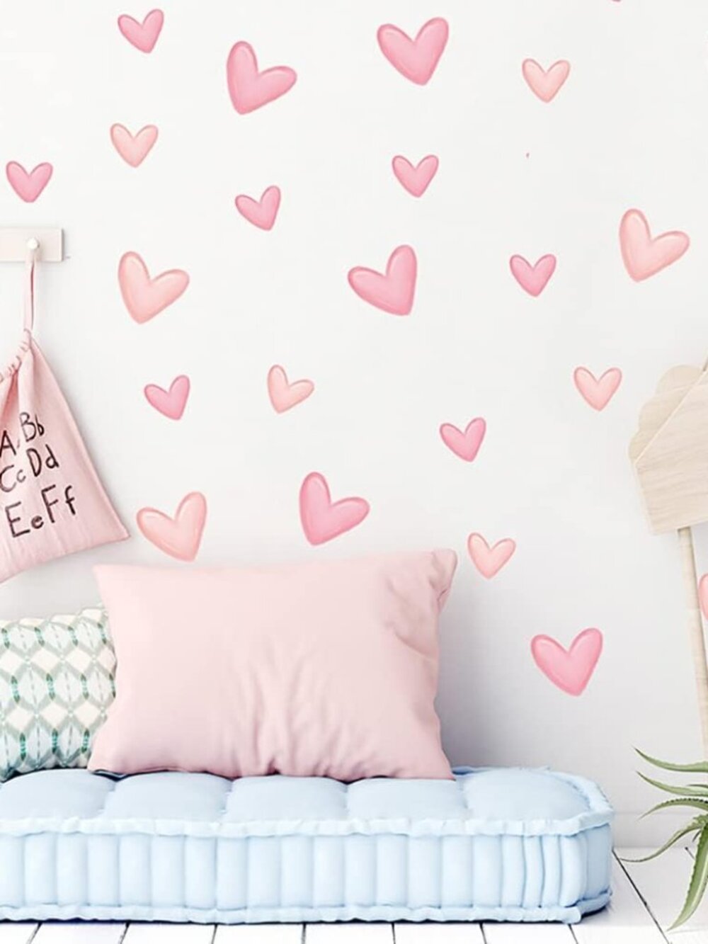 80pcs Pink Heart Shape Wall Stickers for Bedroom Living Room Girls Room Decorati